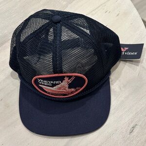 NWT Men’s Vineyard Vines Trucker Hat